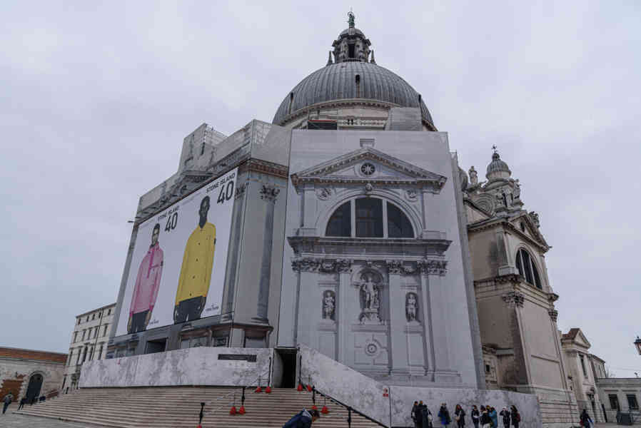 Italia - Venecia 146 - basílica de Santa María de la Salud.jpg